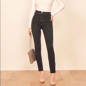 ⭐️Reformation Kayo High & Skinny in Erie Wash 25⭐️